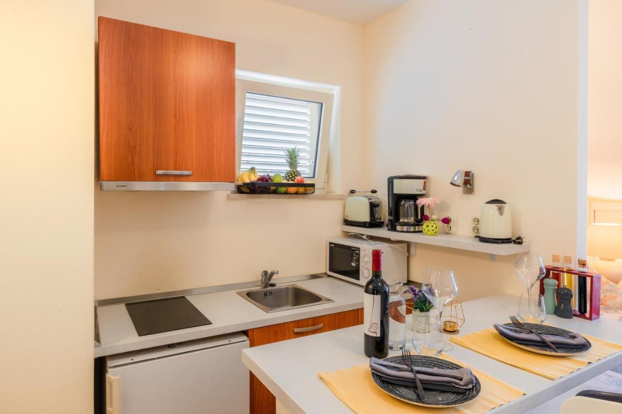 Apartel Park Osejava Makarska Ngoại thất bức ảnh