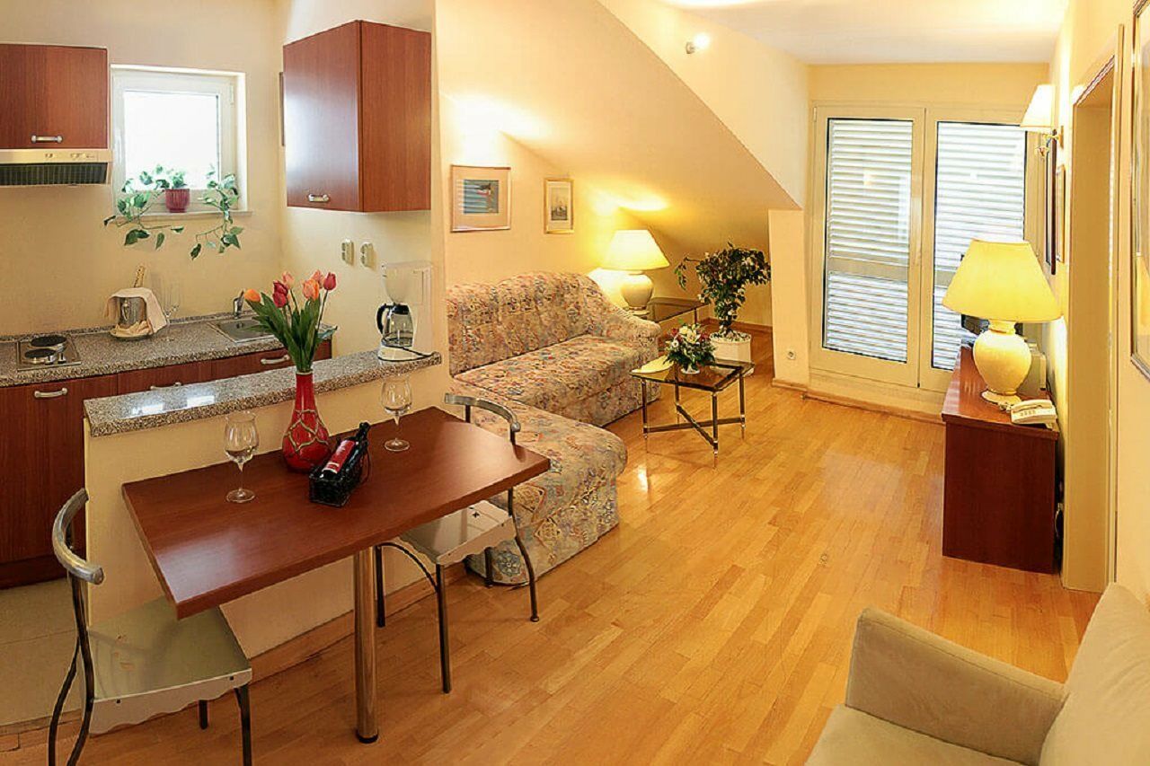 Apartel Park Osejava Makarska Ngoại thất bức ảnh